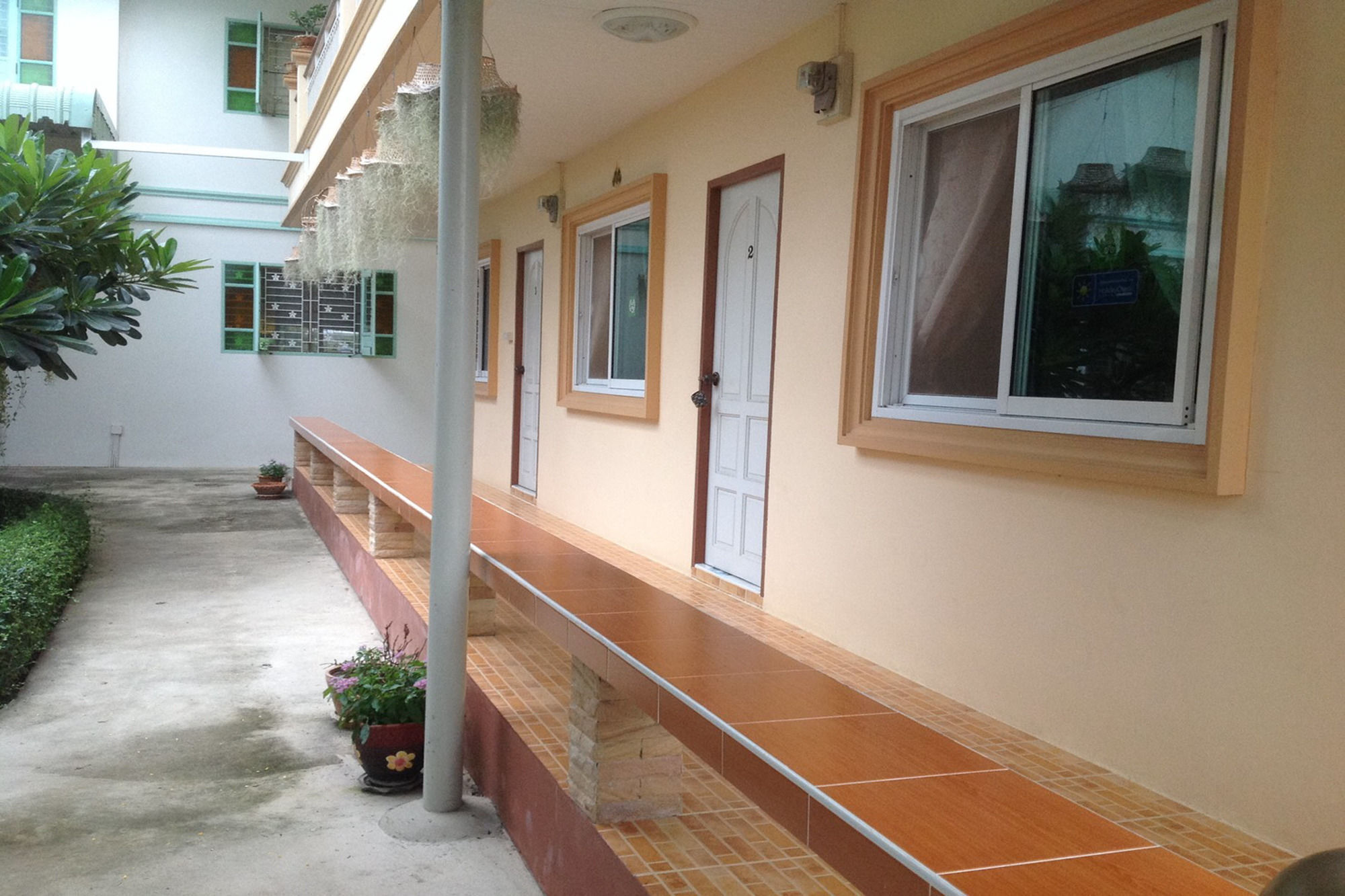 2N Guesthouse Phetchaburi Exterior foto